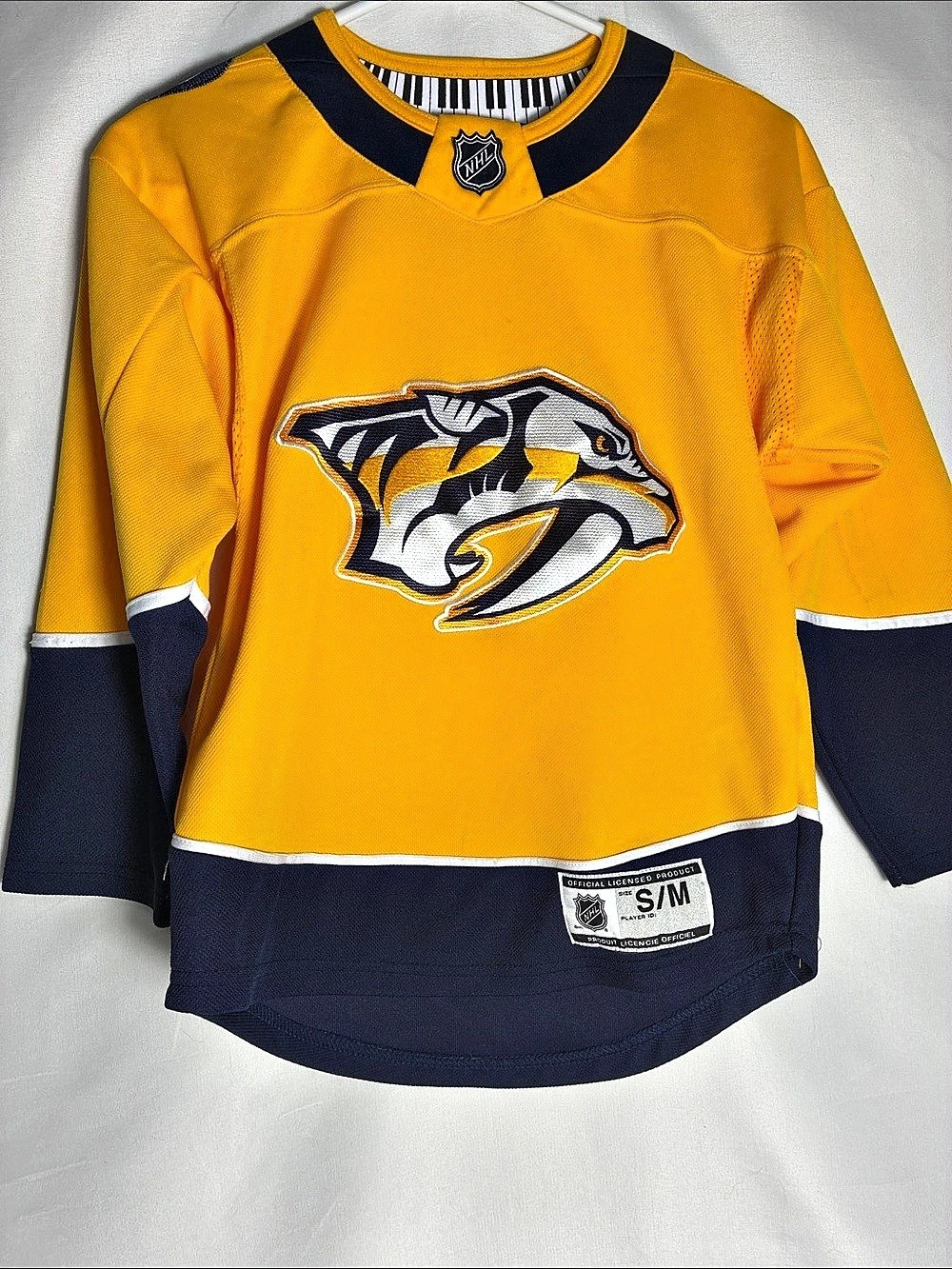 NHL Nashville Predators Youth Home Replica Jersey Boys Small/Medium